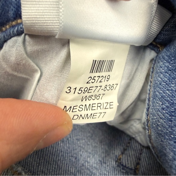 Paige Anessa 31” Wide Leg Raw Hem Jeans - Picture 9 of 9